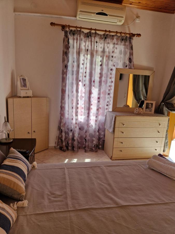 Afroditi'S 1 Eresos  Exteriör bild